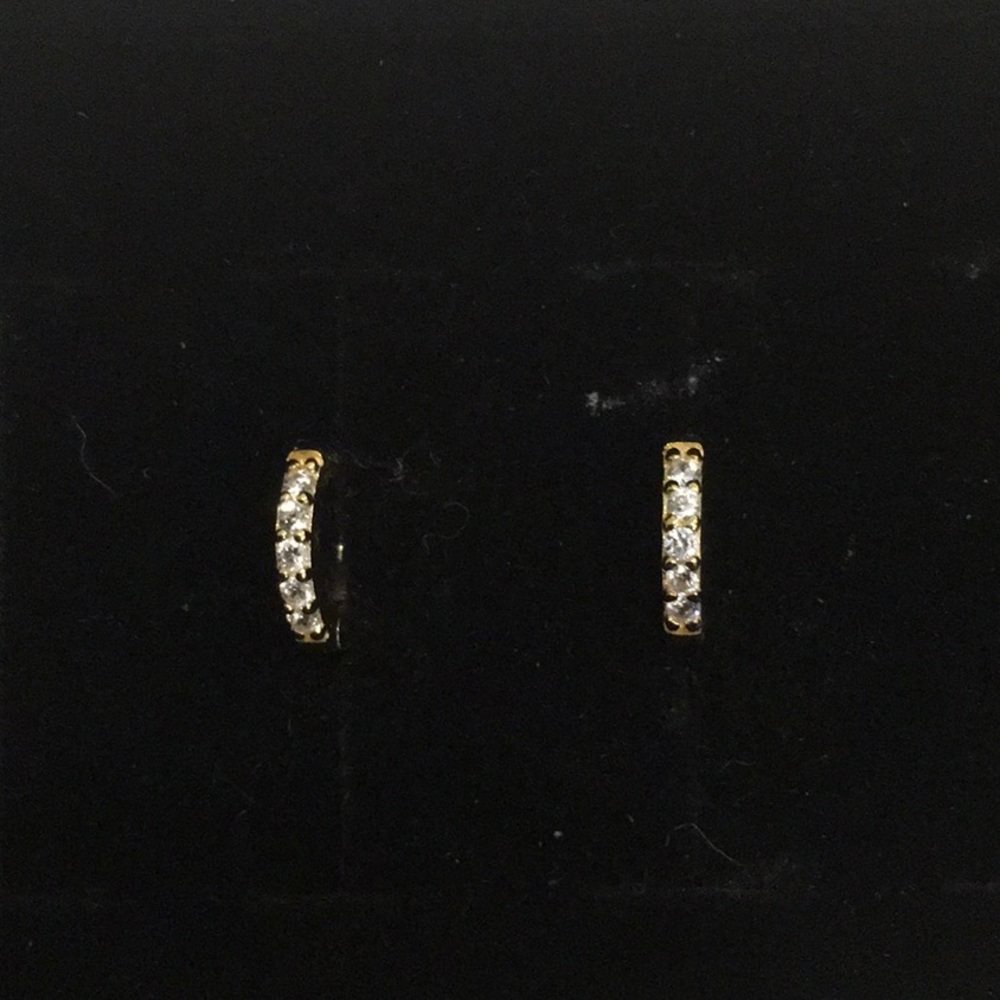 18kt Gold Plated Huggie Hoop Earrings 6 mm